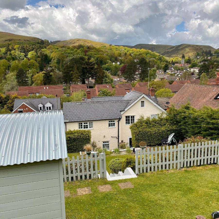 Hilltop Hut Чърч Стретън Екстериор снимка
